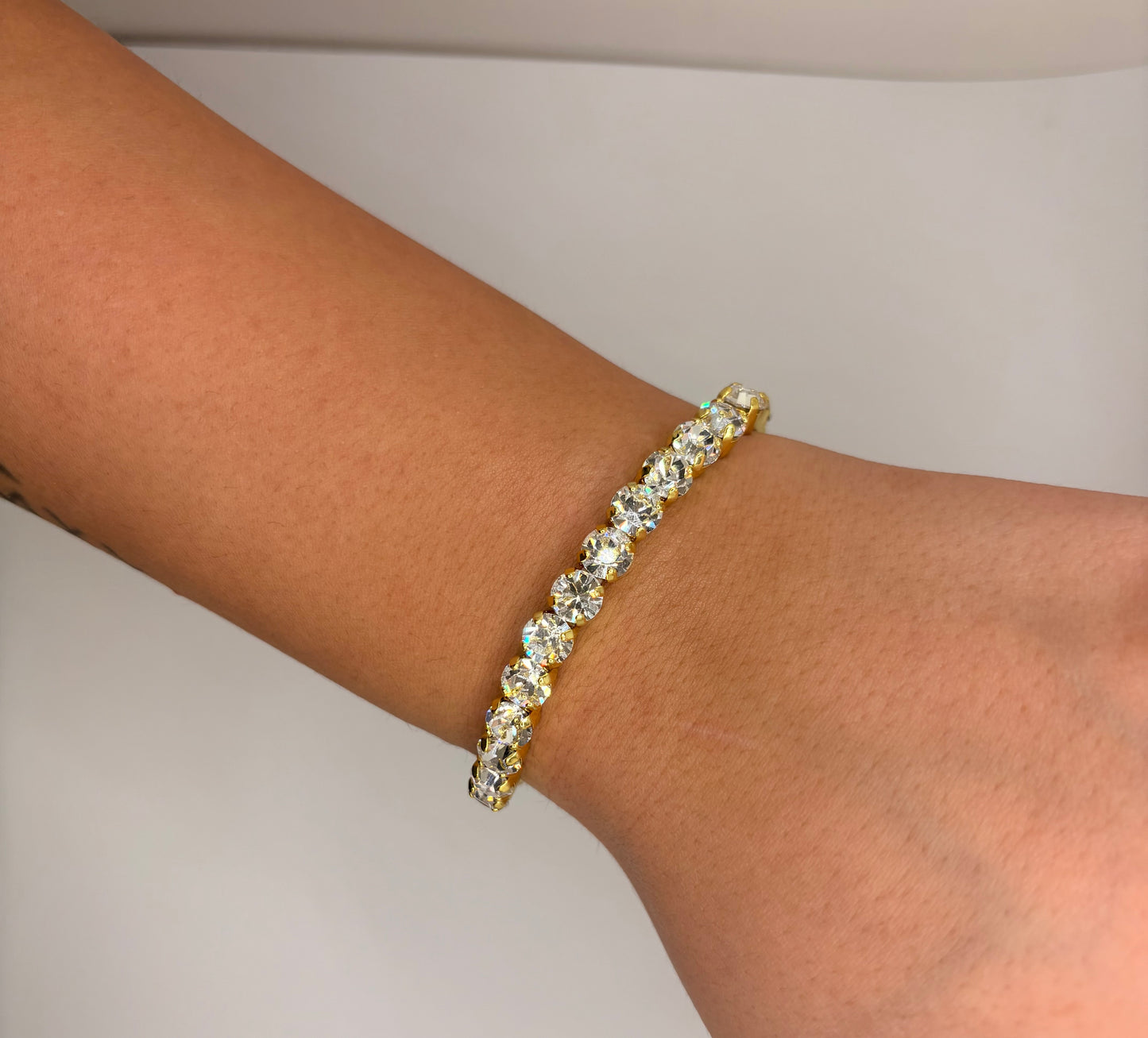 10K Gold Plated & Clear Crystal Stretch Bracelet 7in