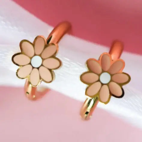 Peach Daisy Huggies