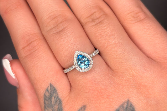 14K White Gold Genuine London Blue Topaz with Natural Diamonds Ring