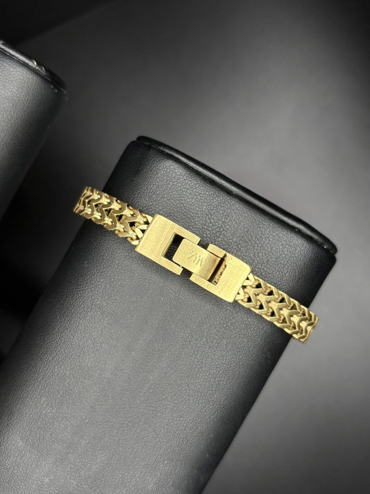 Stainless Steel PVD Gold Plated Bracelet 8in