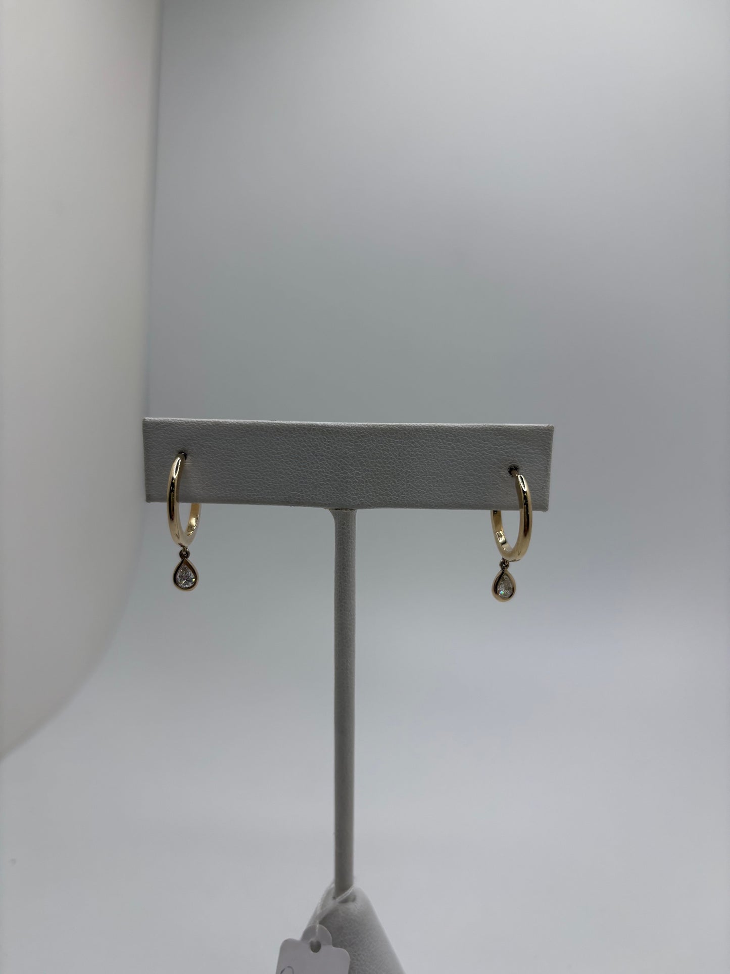 14K Yellow Gold Natural Diamond Drop Earrings