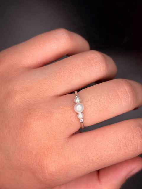 Sterling Silver Pearl & Cz Ring