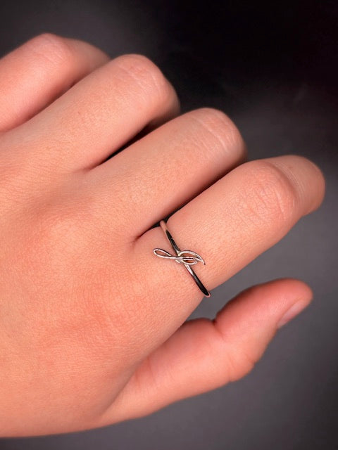 Sterling Silver G Initial Ring