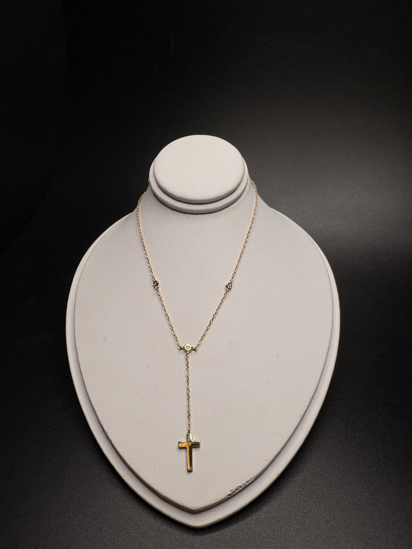 14kt Yellow Gold Natural Diamond Cross Necklace
